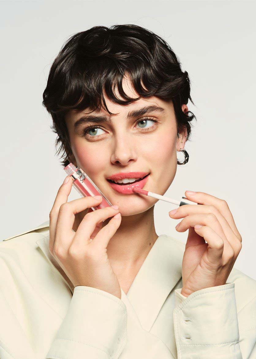 Model Taylor Hill posing for the Laverne beauty campaign. Photographer and production logistics managed in Milan
