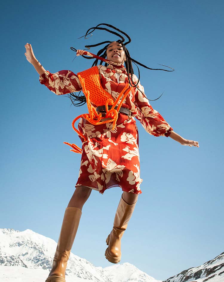 Managing heated basecamps and off-road transport for a snow production in the Italian Alps