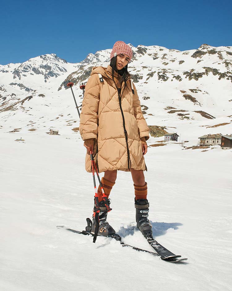 Courage providing specialized snow logistics for a high-altitude fashion production in Italy