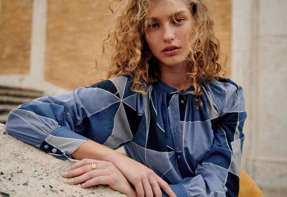 Fashion photo production in Rome featuring model Dorit Revelis at Piazza Farnese