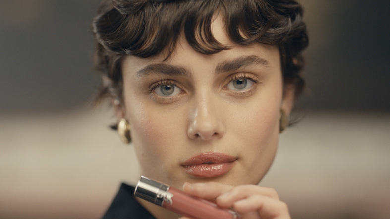 Courage Production providing video production service in Milan for the Laverne Beauty campaign featuring Taylor Hill