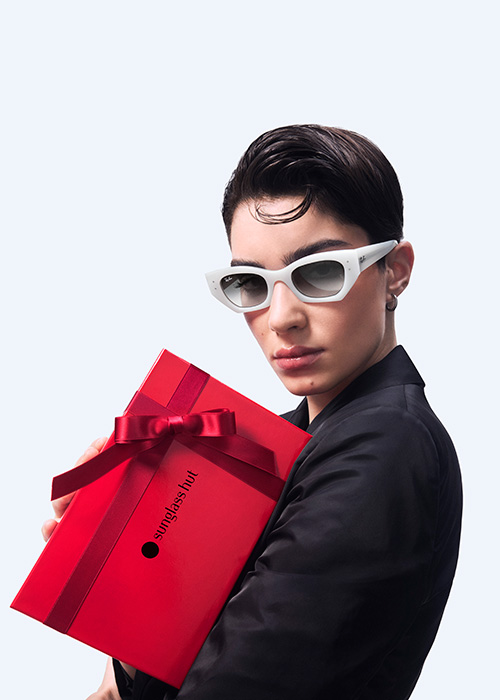 Eyewear video production for Sunglass Hut Holiday campaign in Milan