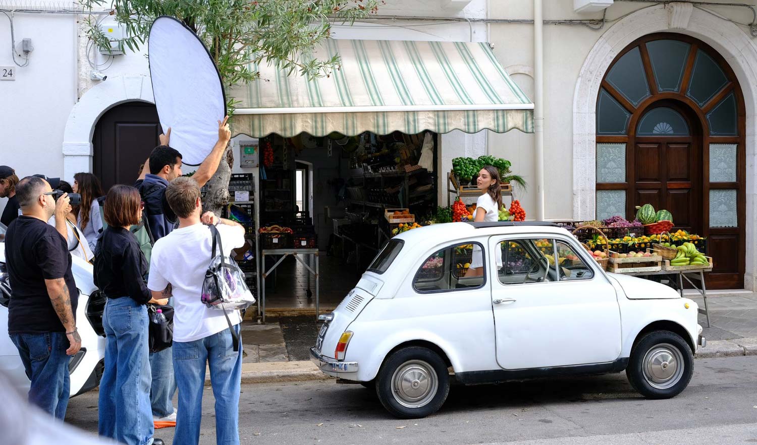 イタリア・プーリア州、オストゥーニでの写真撮影ロケ - Courage Production
